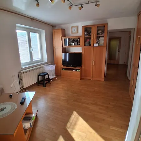 Podezelska Hisa Vikendica