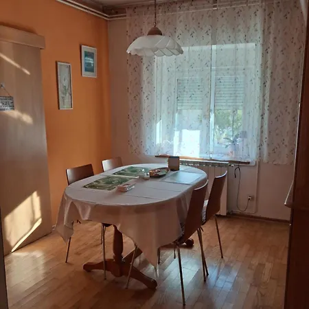 Vikendica Podezelska Hisa